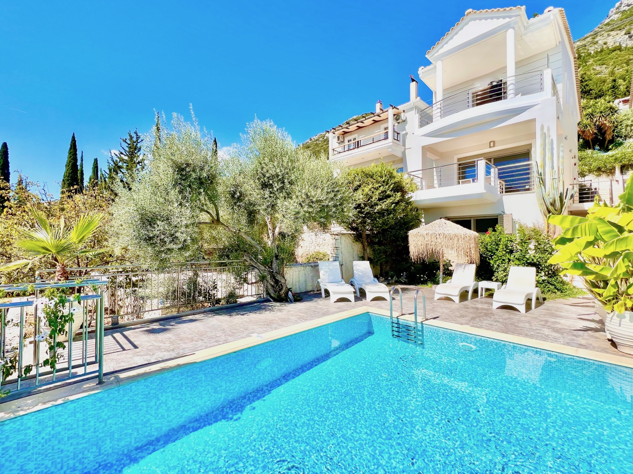 Luxury Villa San George with private pool