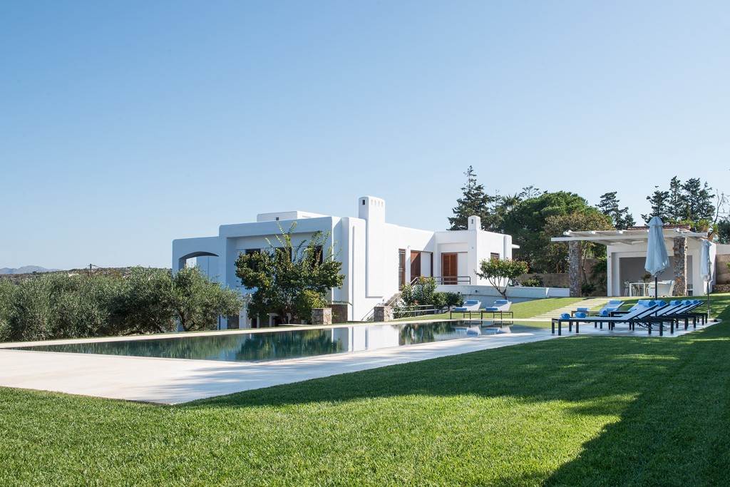  Magnificent villa near Chania, with large pool, manicur...